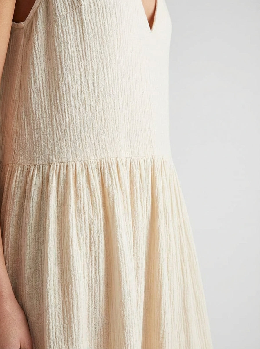 Women's Cream Ivory Textured Sleeveless Deep V-Neck Tiered Maxi Dress Backless Gown